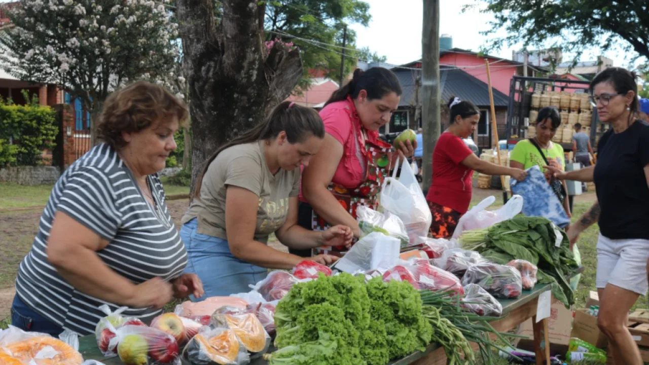El Mercado en tú Barrio es un éxito y se proyecta brindar servicios municipales