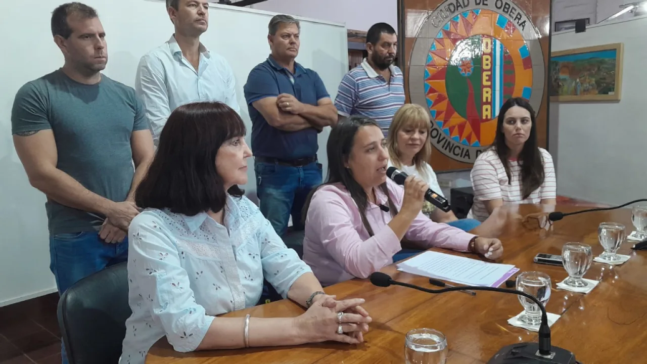 Presentación del Parlamento de la Mujer en Oberá, un espacio para la participación activa