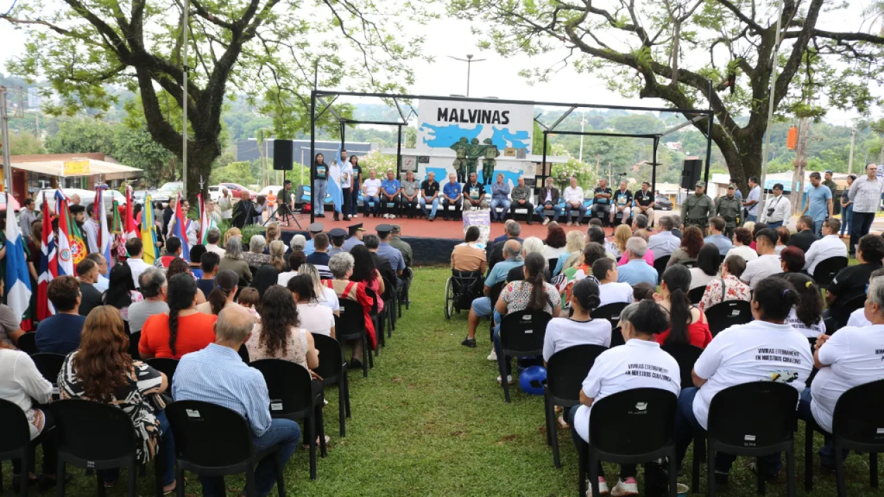 Rinden homenaje a los Veteranos y Caídos en la Guerra de Malvinas