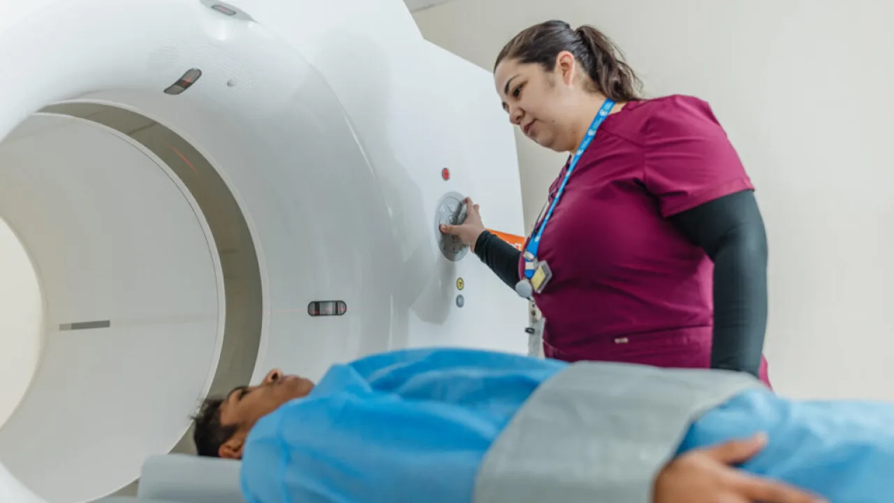 Hito médico misionero, el equipo PET/TC promoverá la investigación científica para descubrir la cura del cáncer