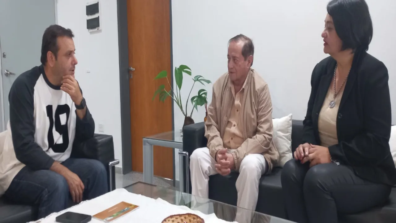 Encuentro de candidatos del sublema De Frente con el presidente de la Cámara de Representantes