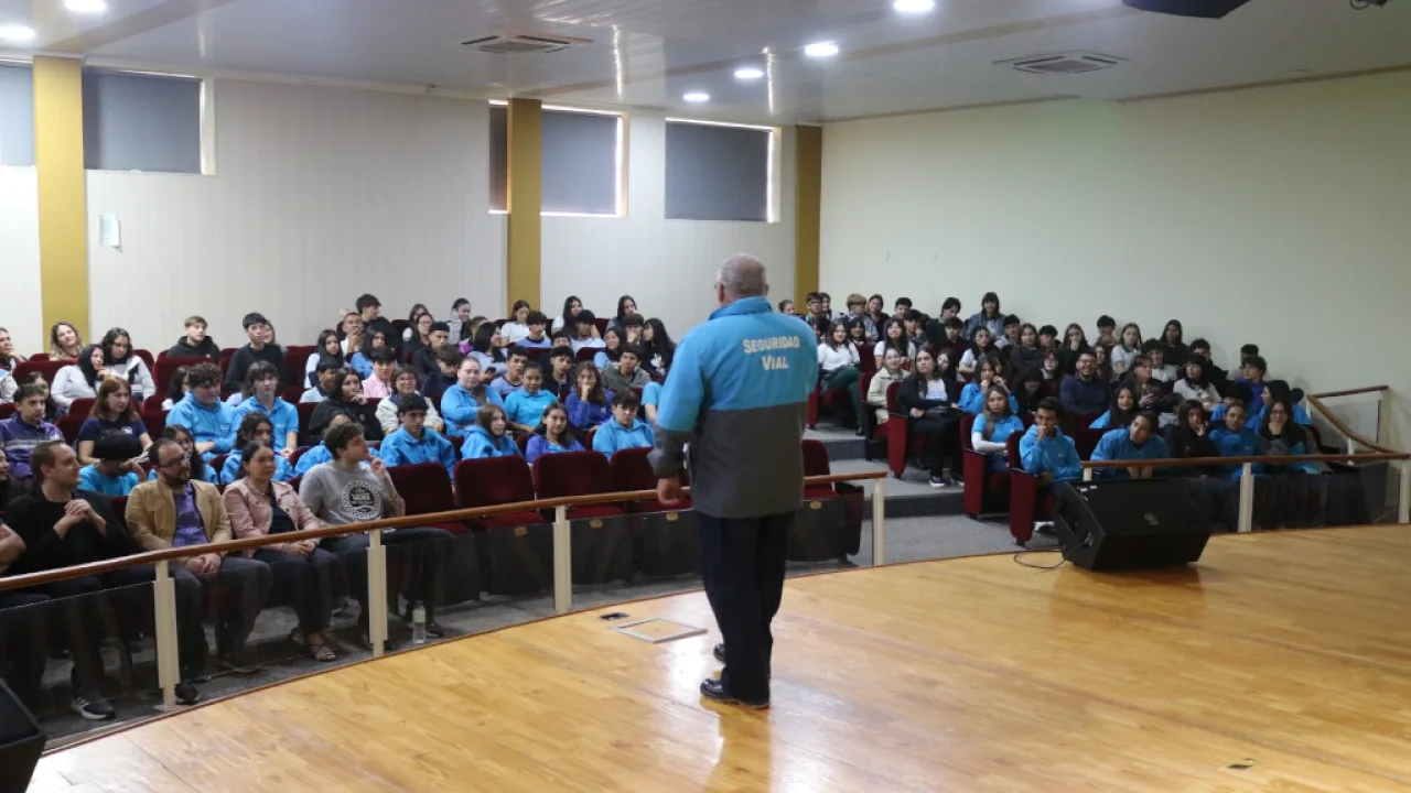 El programa jóvenes al volante prepara conductores responsables