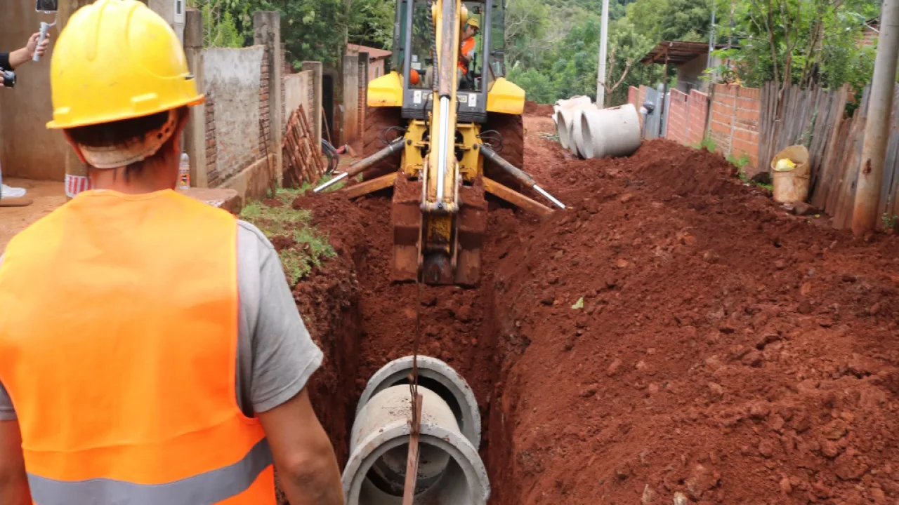 Avances en infraestructura mejora sus calles y espacios comunitarios