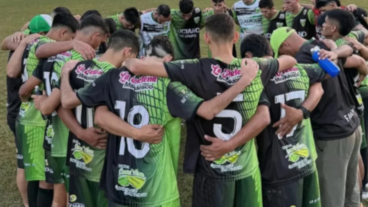 El Tealero cortó la racha del puntero AEMO