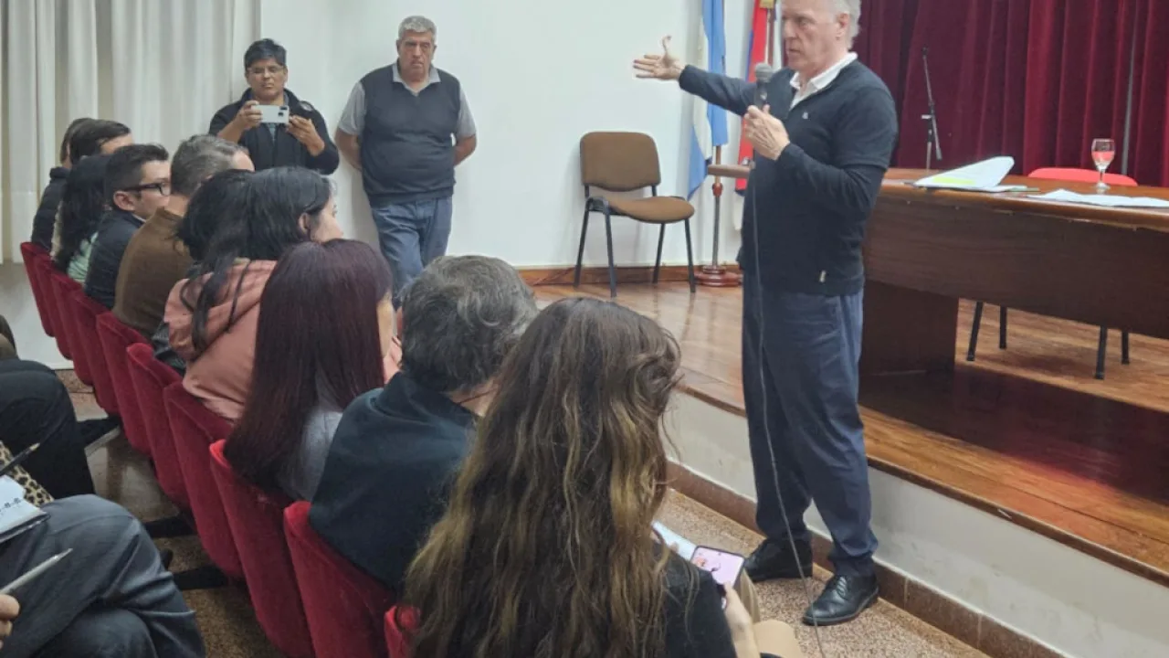 Se realizó en Oberá una destacada disertación sobre la Defensoría del Pueblo