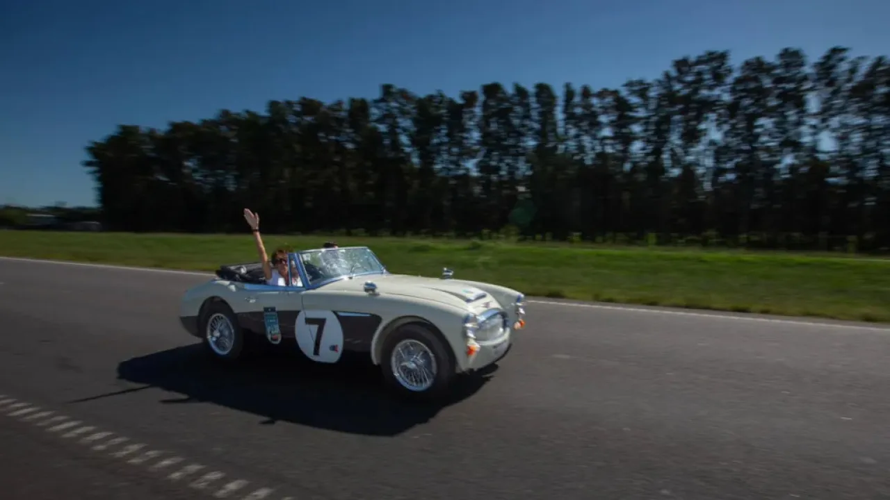 El Autumn Rally de Autiq llega a Misiones con algunos de los mejores autos de colección de Argentina