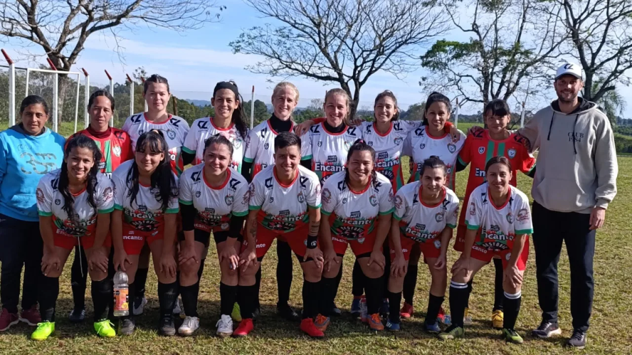 Liga Regional Obereña, el Femenino con acción para las grandes y las chicas
