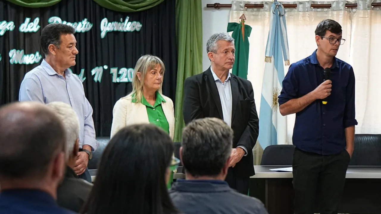 La Legislatura entregó el Digesto Jurídico Municipal a San Pedro