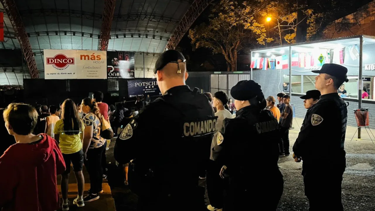 La Policía de Misiones garantizó la seguridad de la Estudiantina Obereña 2025
