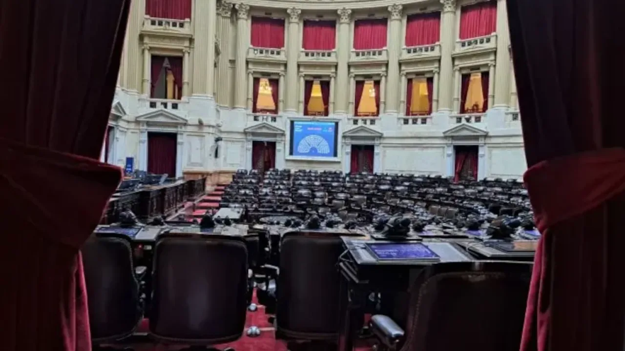 Se formalizó la convocatoria a la sesión pedida por la oposición en Diputados, con varios platos fuertes