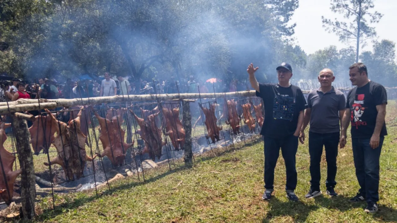 Passalacqua y Herrera Ahuad acompañaron la 11° Edición de la Fiesta Provincial del Lechón en Bonpland