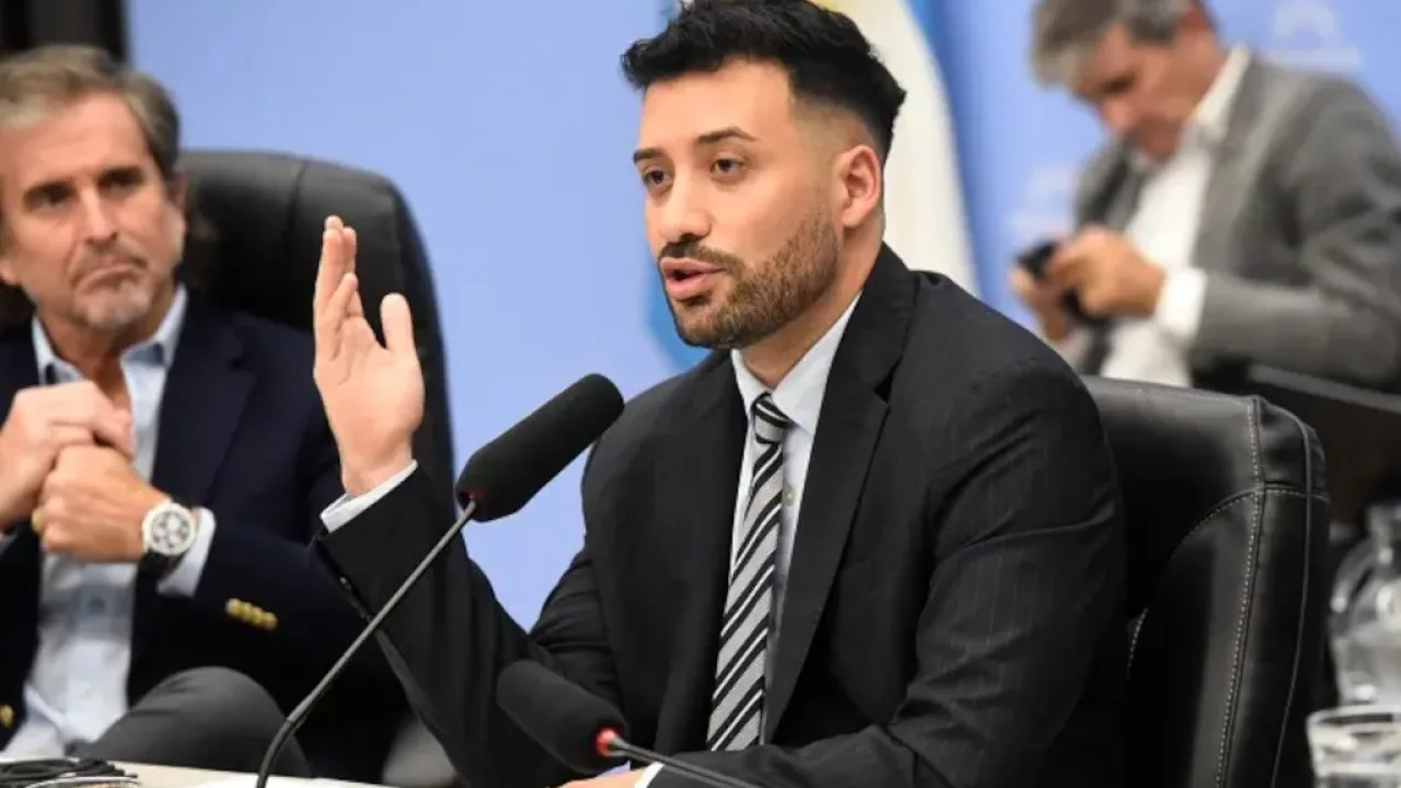 Desde el Ministerio que conduce Sturzenegger anunciaron que habrá Ley de Bases 2