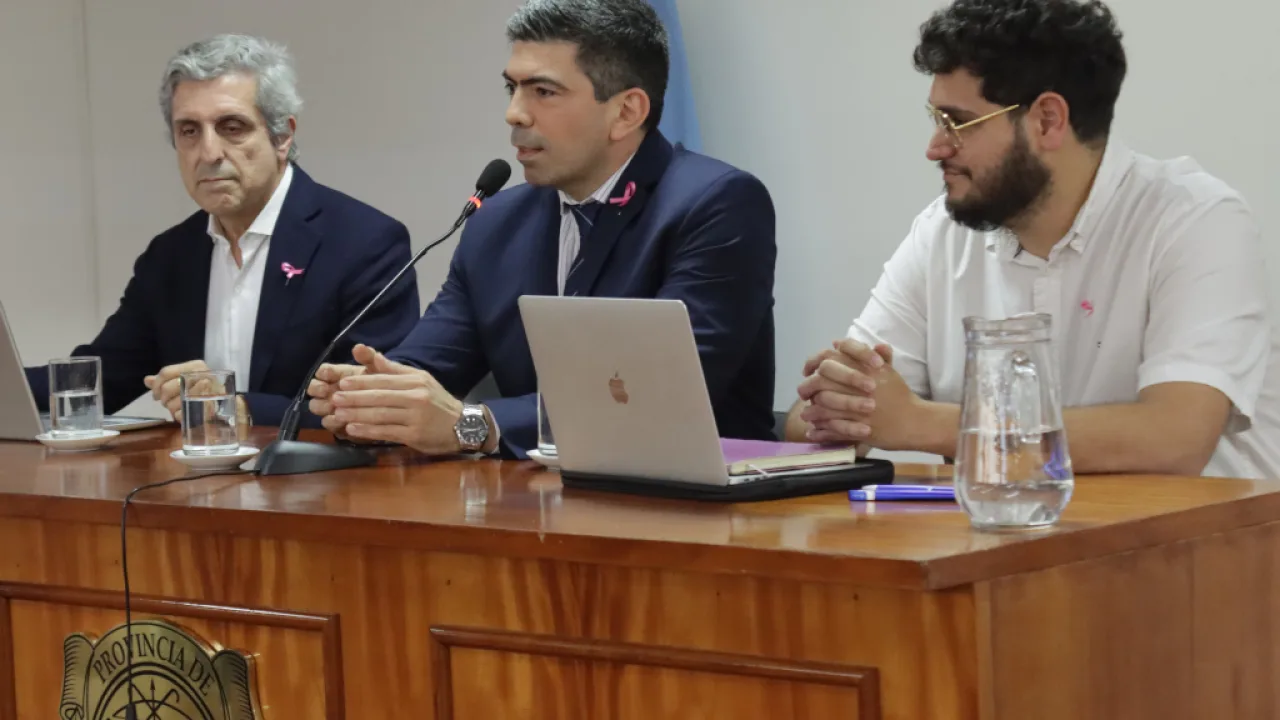 Capacitación y compromiso institucional en Salud Mental
