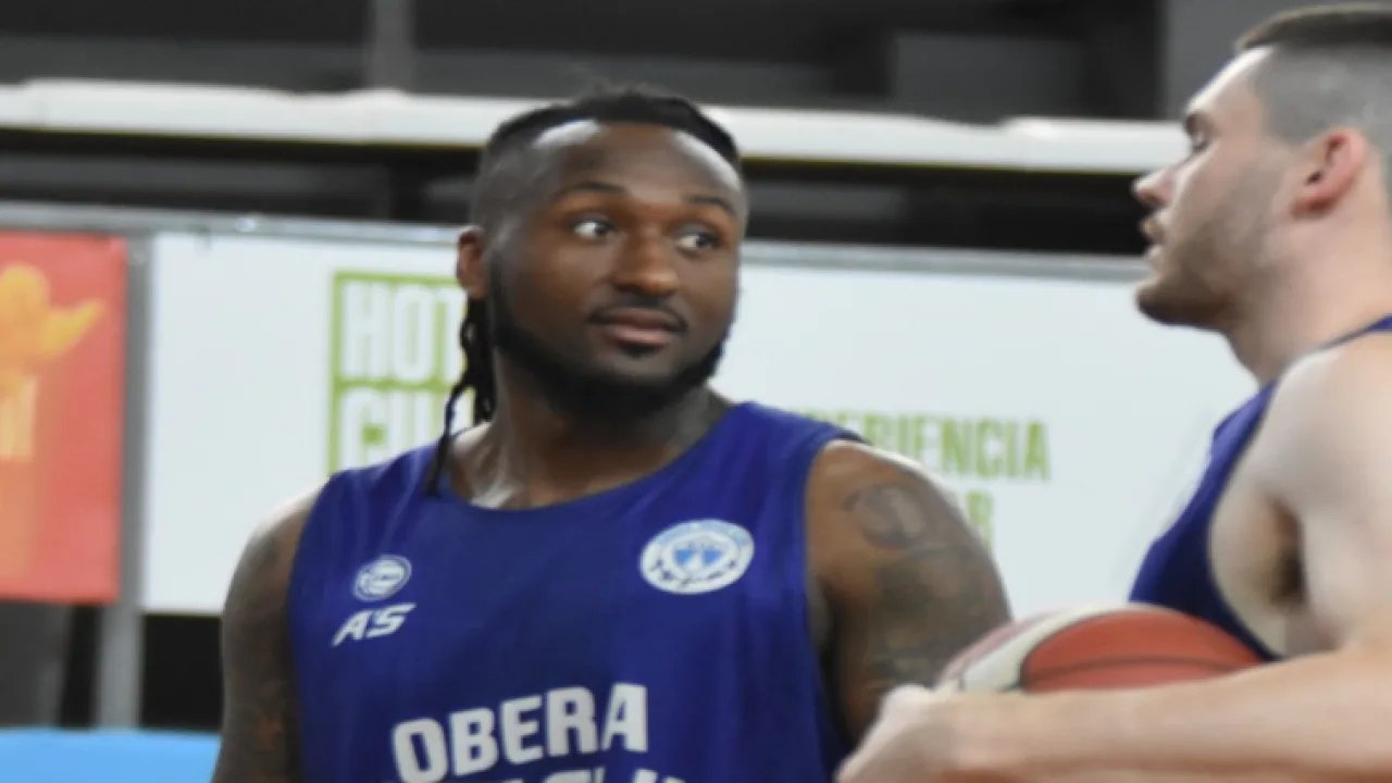 Dwayne Russell es el nuevo jugador del Oberá Tenis Club
