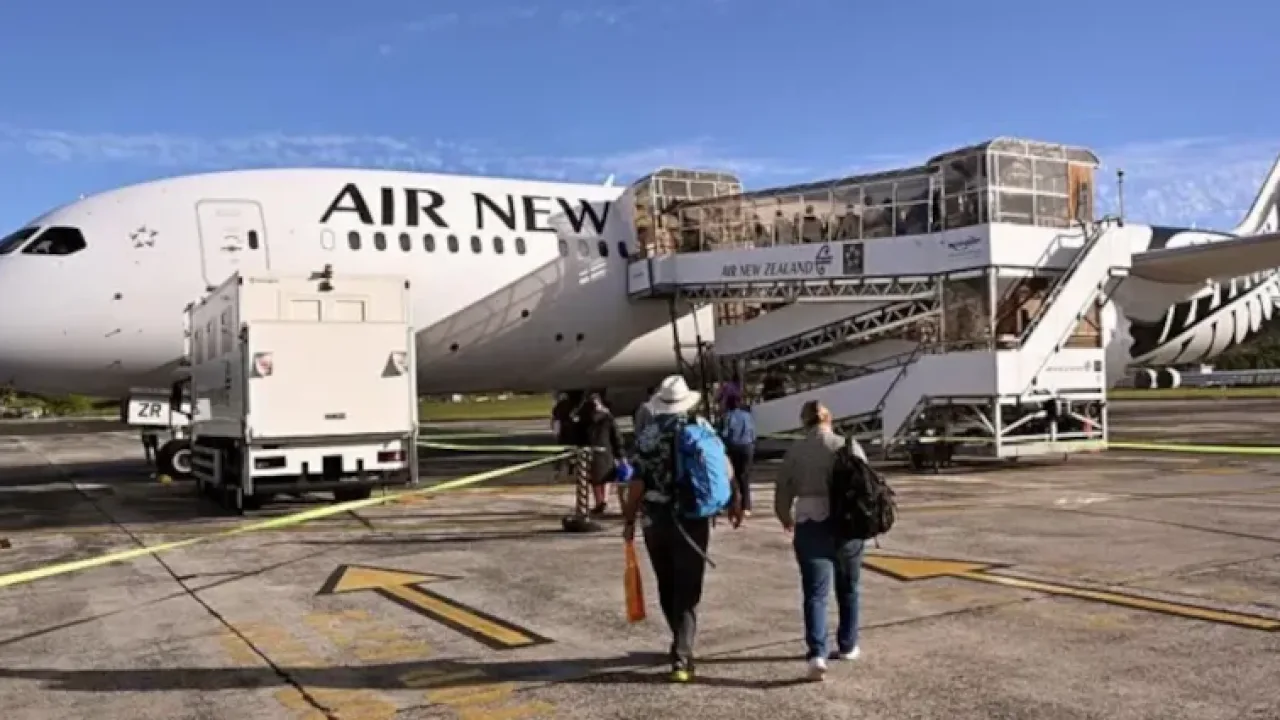 Por qué los ciudadanos de Nueva Zelanda están abandonando su país en números récord