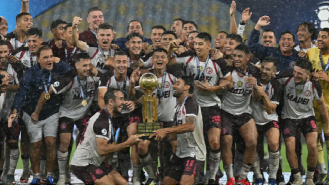 Flamengo 2, Lanús 3. Apuntes de una consagración, por Claudio Aisemberg