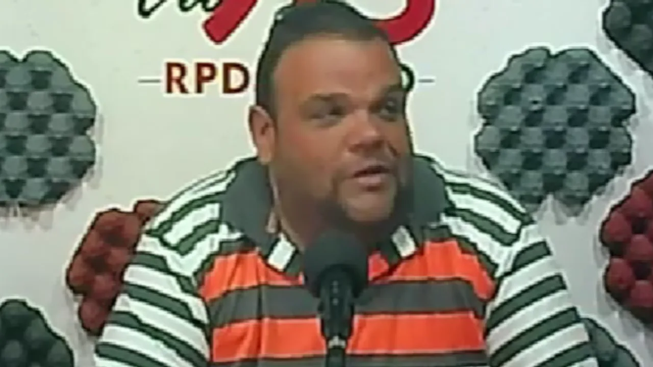 Gerardo Oneddu "La Fiesta Retro celebra 13 años en una noche de San Valentín inolvidable"