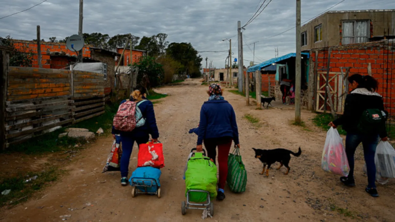 La mitad de los habitantes del país vive con menos de $15 mil por día