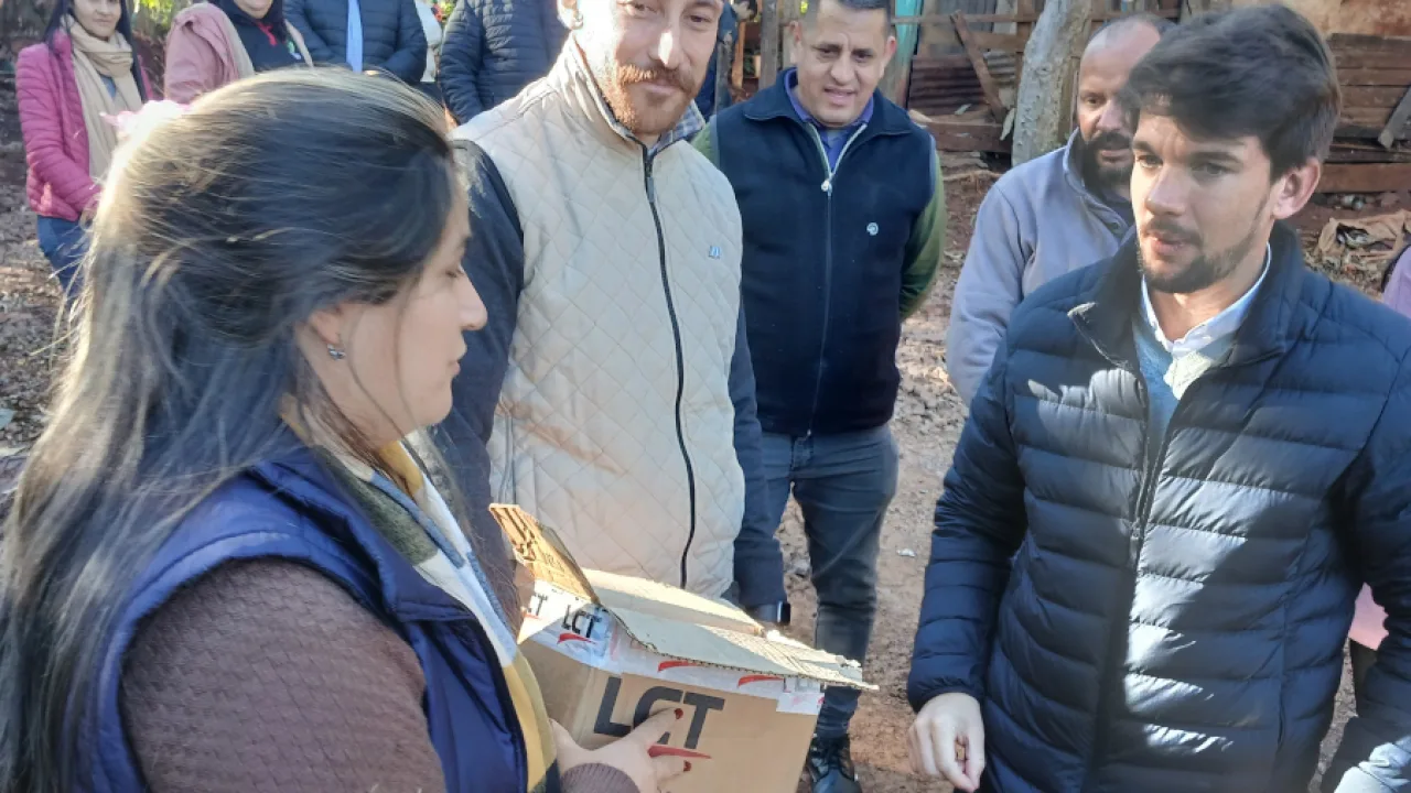 Lucas Romero Spinelli encabezó jornada de gestión territorial y urbanización en Oberá