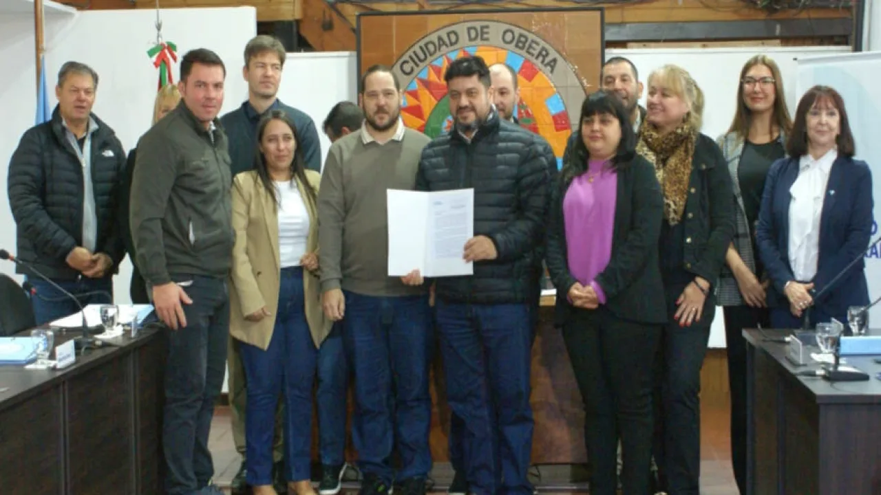 Destacan el trabajo articulado entre la UNaM y AECO en favor de los trabajadores mercantiles