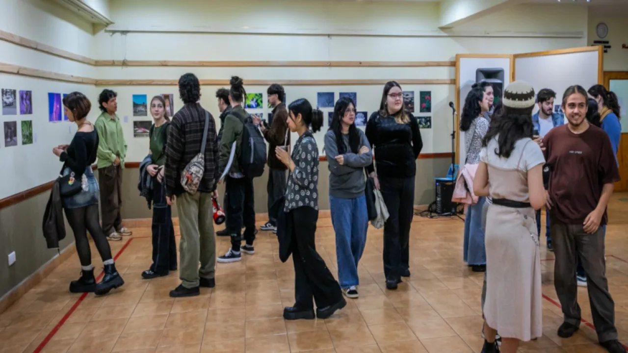 Comenzó en la Casa del Bicentenario la muestra fotográfica "Memorias de un instante"