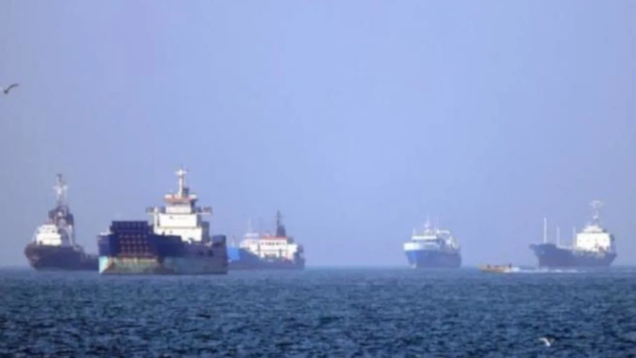 Irán emite nuevas directrices para paso de buques por estrecho de Ormuz