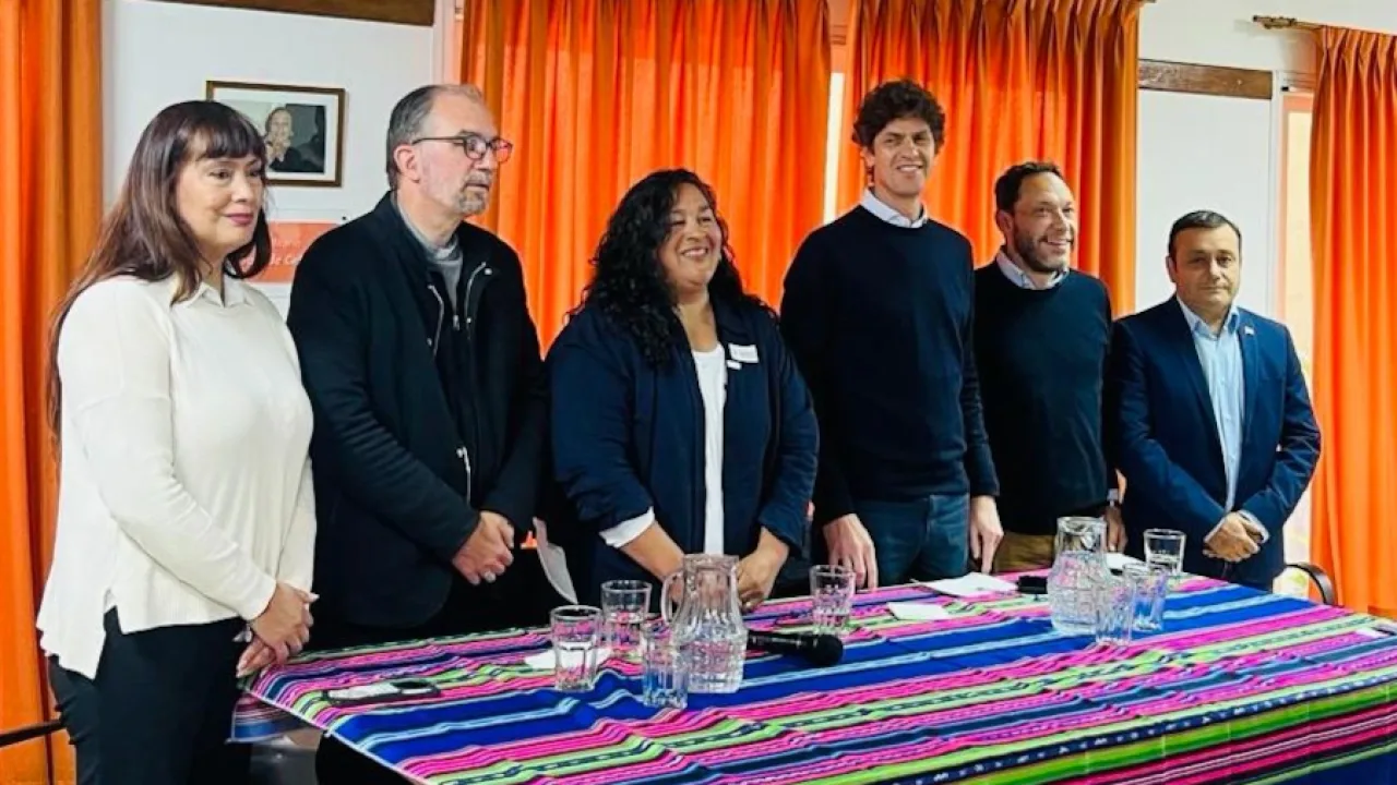 Herrera Ahuad acompañó la presentación del proyecto de Ley de Emergencia de Barrios Populares