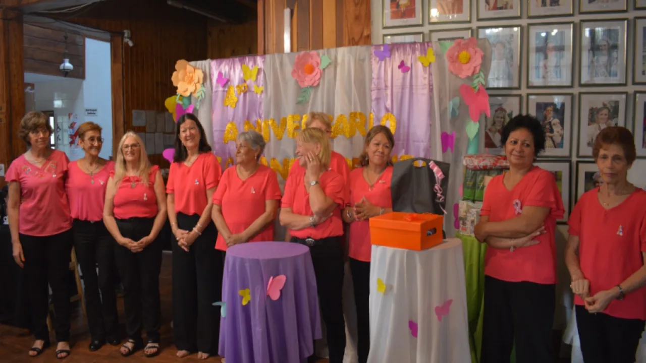 El proyecto Pelucas Solidarias "Mechones de Vida" celebró su cuarto aniversario de trabajo solidario,