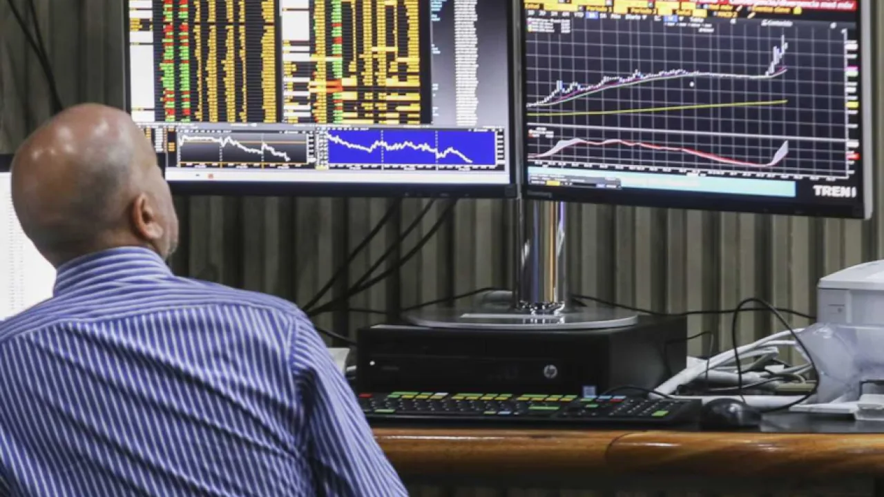 Las acciones se recuperaron y el Riesgo País cedió algunos puntos